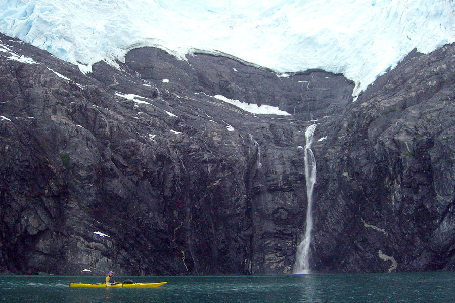 Alaska Sea Kayaking Tour Pic